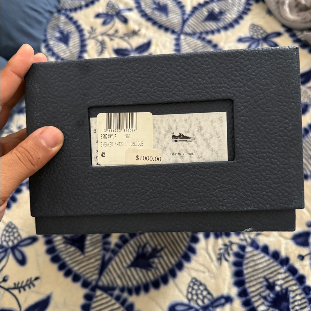 Dior Men's Blue sneaker - Picture 8 of 8